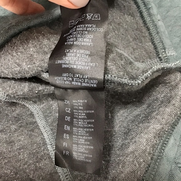 Kuhl Women's Athena Pullover in Pewter Green Size Medium. - Picture 14 of 16